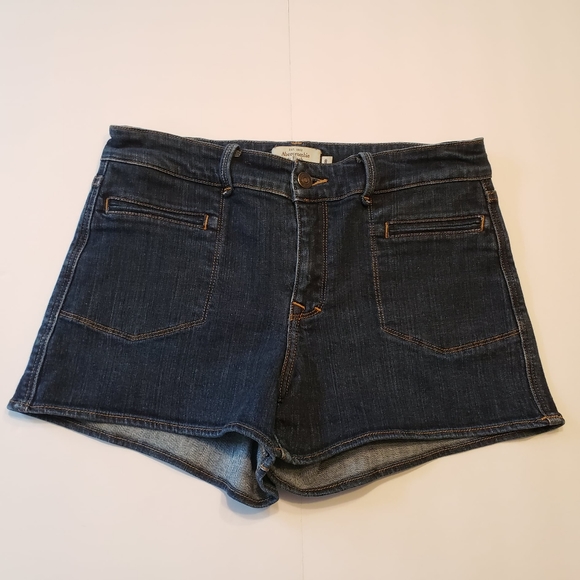 Abercrombie & Fitch Pants - Abercrombie & Fitch. Womens shorts. Sz 8.